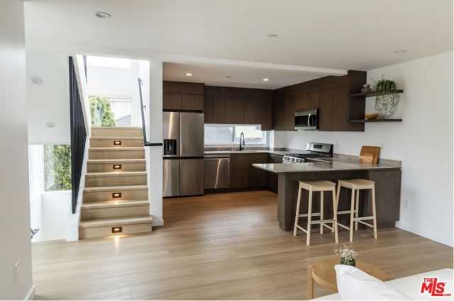 921 N Mariposa Avenue APT 1/2 Los Angeles California United States, for Rent, residential,  , Castle Rock Realty