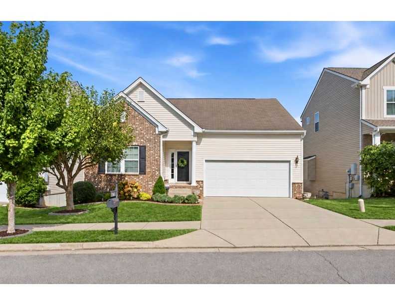 553 Wolfeboro Ln Nashville Tennessee United States, for Sale, residential, Adam  Hanes, LPT Realty