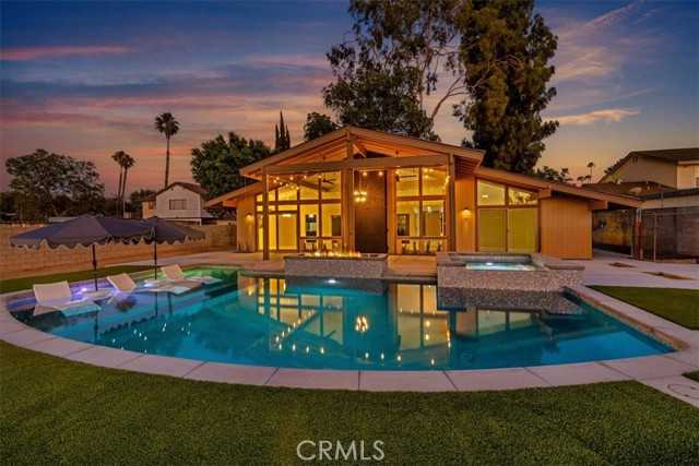 5813 Old Ranch Riverside California United States, for Sale, residential, Jennifer Singh, InCom Brokerage Example