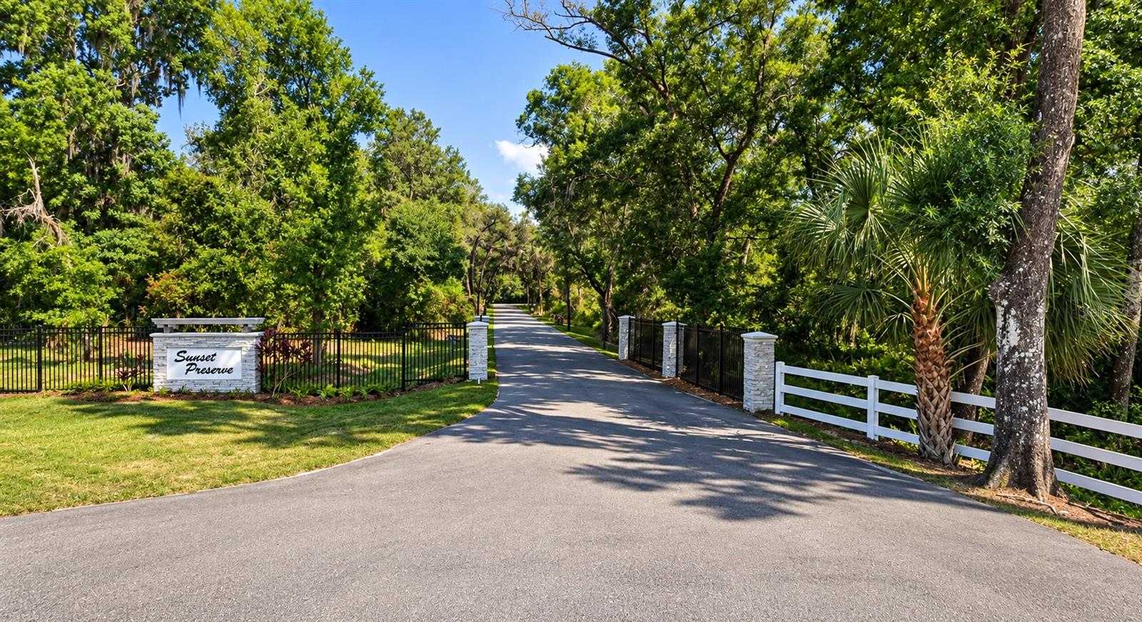 867 SUNSET LN Lutz Florida United States, for Sale, commercial, Sunny Sidhu, RE/MAX Premier Group