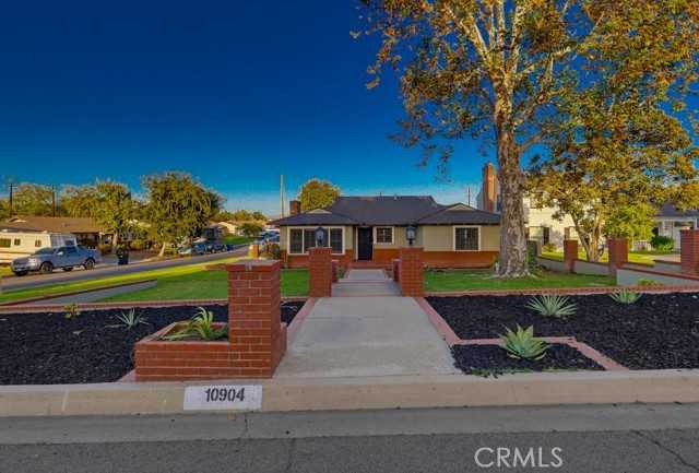 10904 La Mirada Boulevard Whittier California United States, for Sale, residential, Ralph  Morfin, Realty One Group