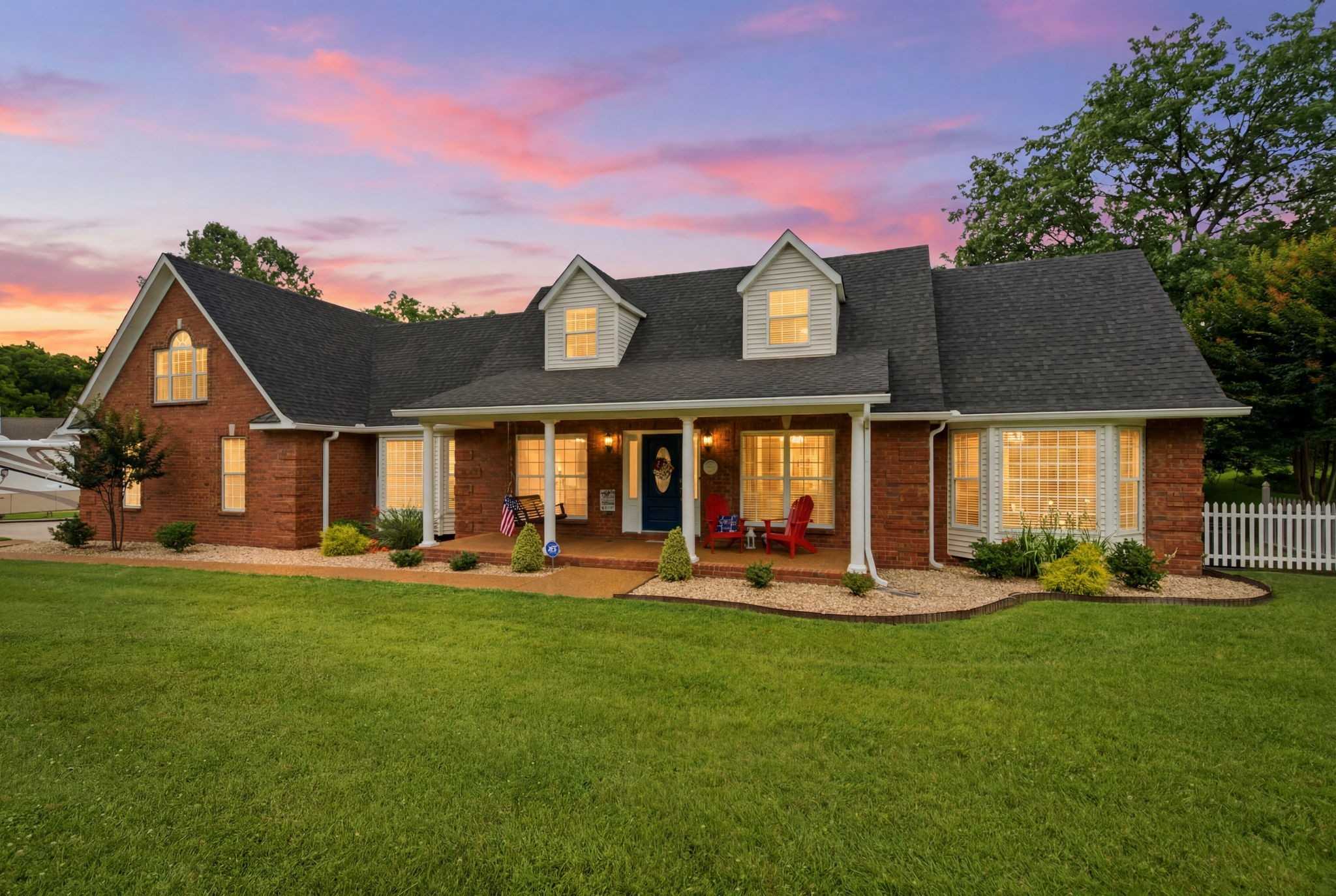 318 Walnut Ct White House Tennessee United States, for Sale, residential, Adam  Hanes, LPT Realty
