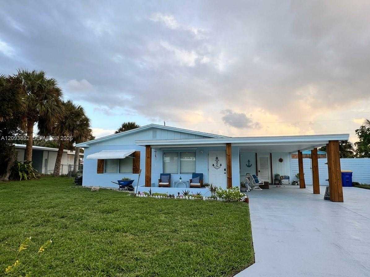 1684 NE Hilltop St Jensen Beach Florida United States, Sale Pending, residential, , One Stop Realty - Miami