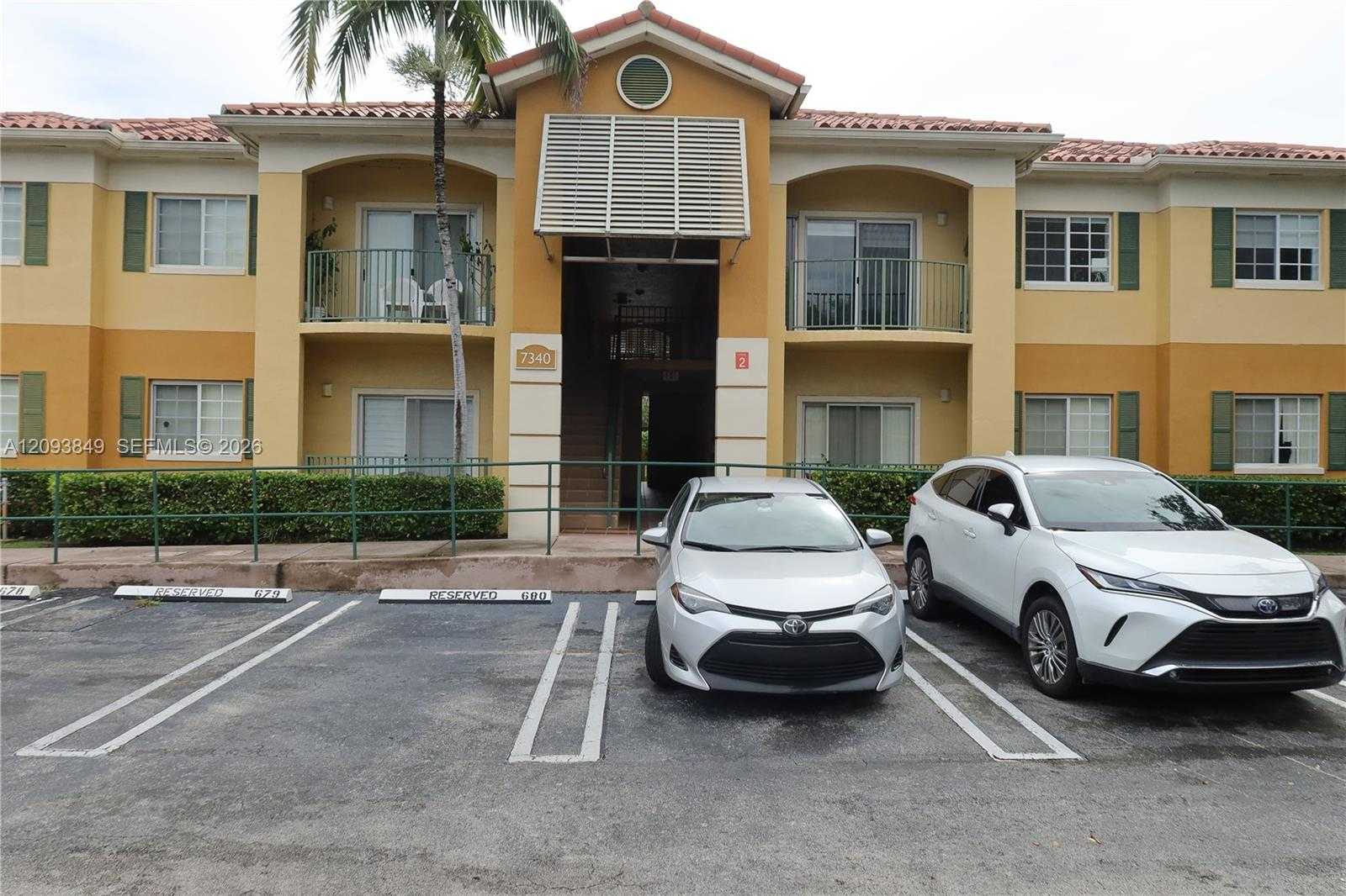 7340 NW 114th Ave  APT 102 Doral Florida United States, for Rent, residential, Roberto Villasmil, Interinvestments Realty, Inc.