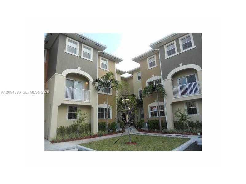 8899 NW 107th Ct  APT 207 Doral Florida United States, for Rent, residential, Roberto Villasmil, Interinvestments Realty, Inc.