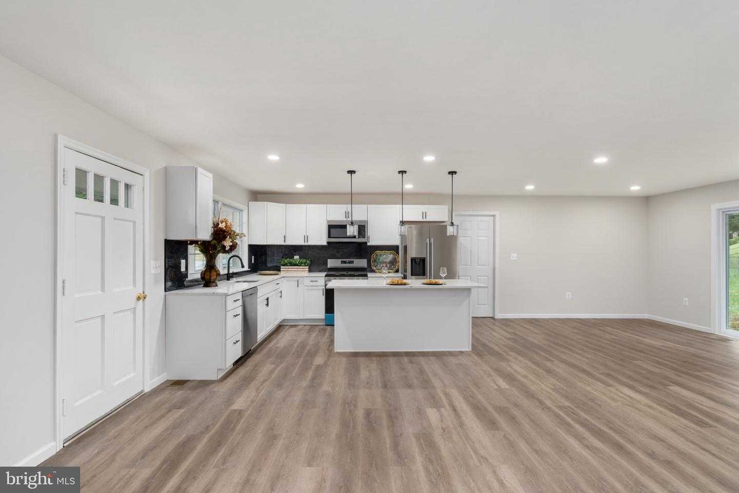 4520 EDINBURG DRIVE Woodbridge Virginia United States, for Sale, residential,  , The Holly Group