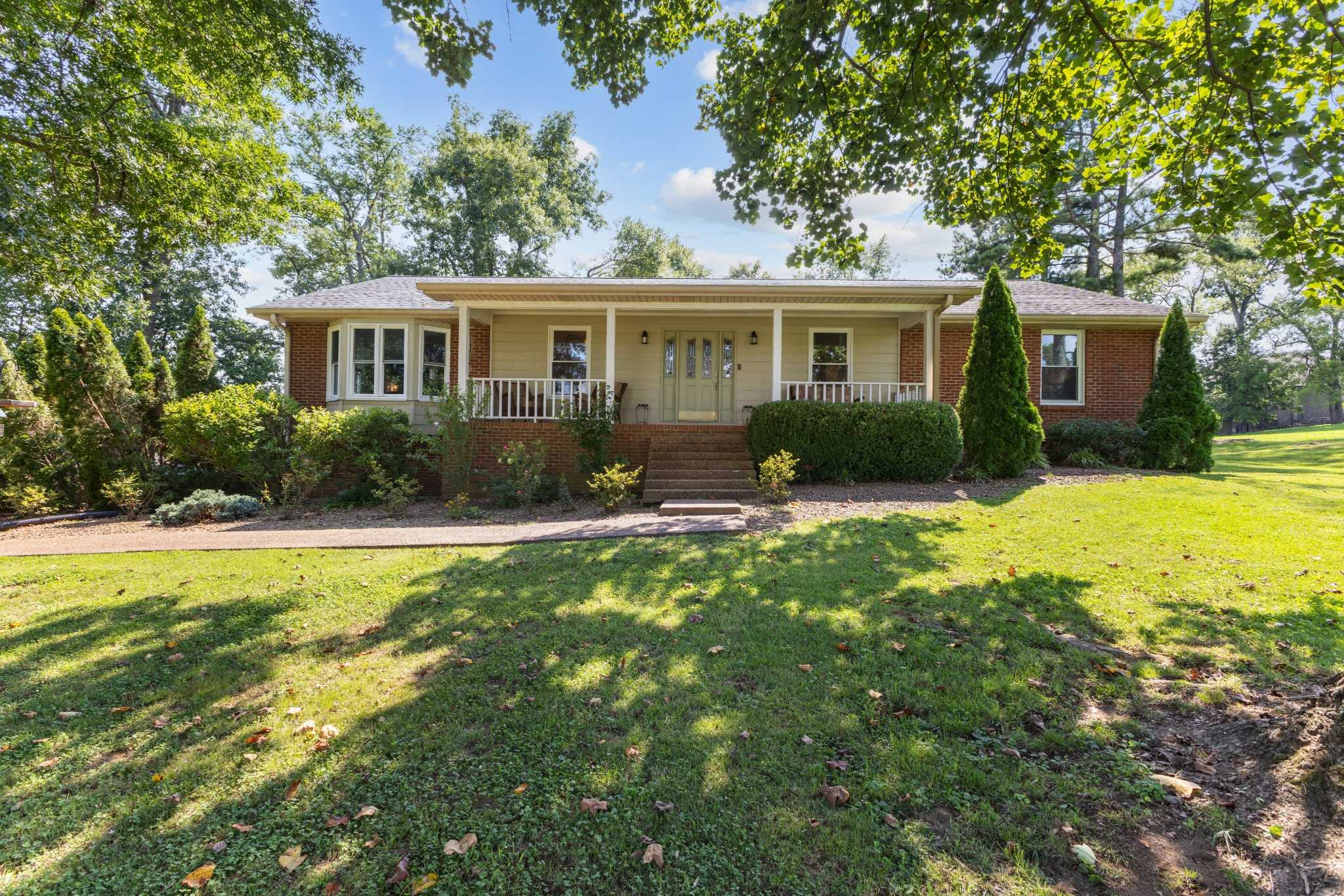 1010 Hearthside Ct  S Hendersonville Tennessee United States, for Sale, residential, Adam  Hanes, LPT Realty