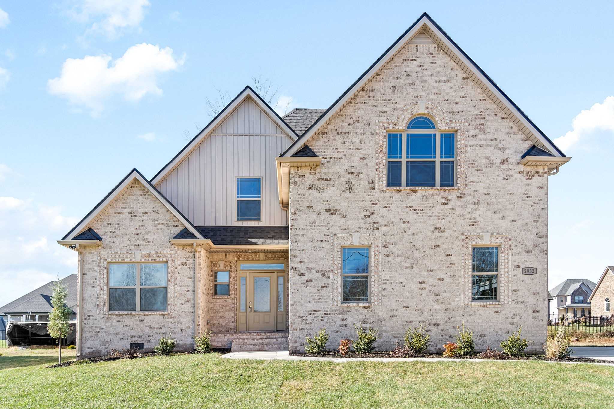 5006 Royal View Way Clarksville Tennessee United States, for Sale, residential, Sandra Hester, Keystone Realty and Management