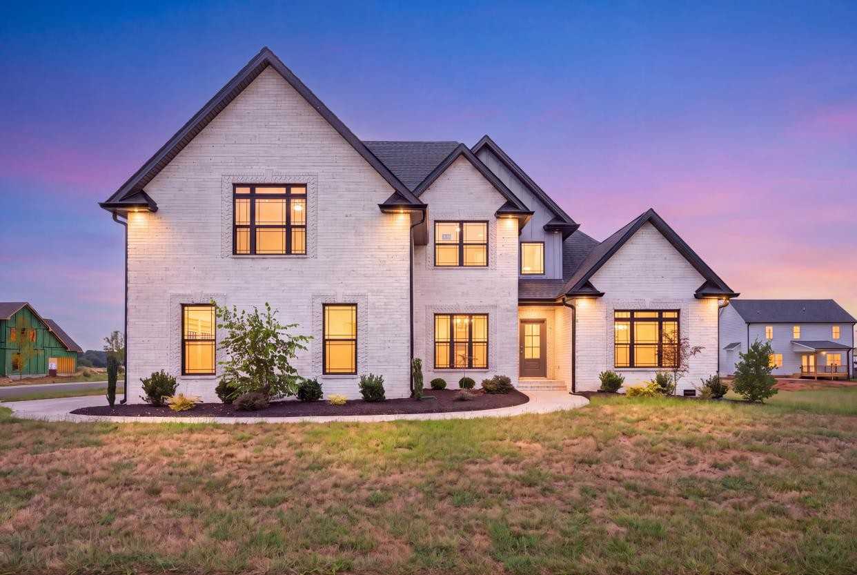 1717 Oliver Park Blvd Clarksville Tennessee United States, for Sale, residential, Rebekah  Sprabary, Sweet Home Realty & Property Management