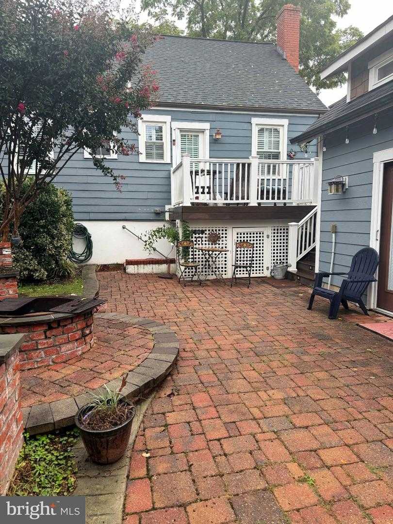 2302 E RANDOLPH AVENUE APT BASEMENT Alexandria Virginia United States, for Rent, residential,  , The Holly Group