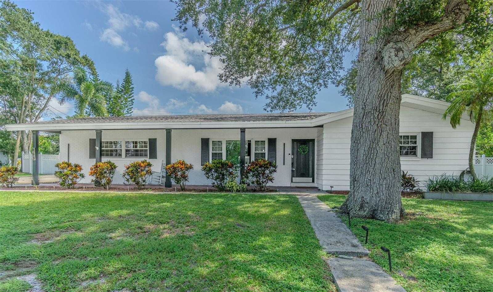 863 BAY BREEZE TERRACE Largo Florida United States, for Sale, residential,  ,  Real Estate Brokerage & Consultation, Inc