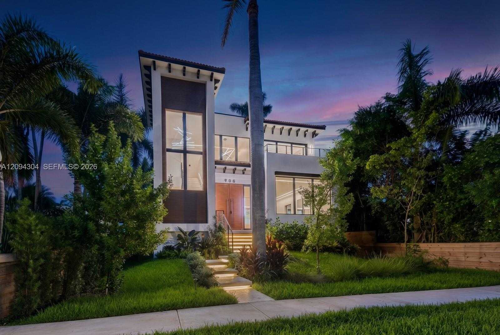 908 Tyler St Hollywood Florida United States, for Sale, residential, , InCom Real Estate - Example Office