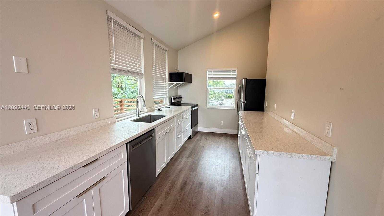 126 NE 19th Ave  APT 2 Pompano Beach Florida United States, for Rent, residential,  , D'Lux Real Estate Services, LLC