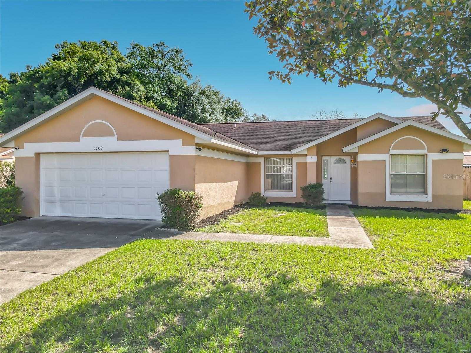 5709 LAKEFIELD COURT Orlando Florida United States, for Sale, residential, Joao Pereira, La Rosa Realty