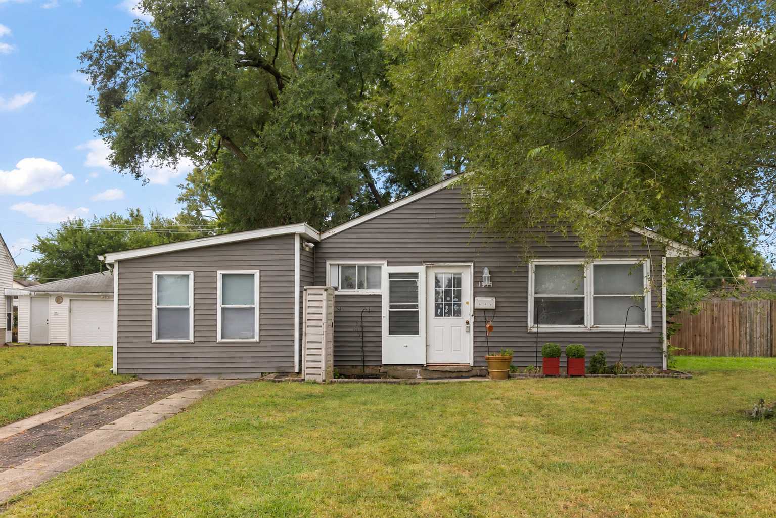 1914 Innercircle Drive Crest Hill Illinois United States, for Sale, residential,  , Alpha 7 Realty