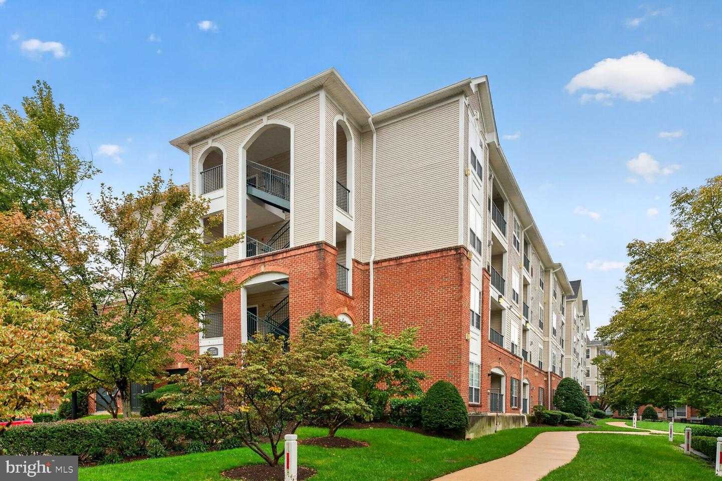 4854 EISENHOWER AVENUE APT 257 Alexandria Virginia United States, for Sale, residential,  , The Holly Group