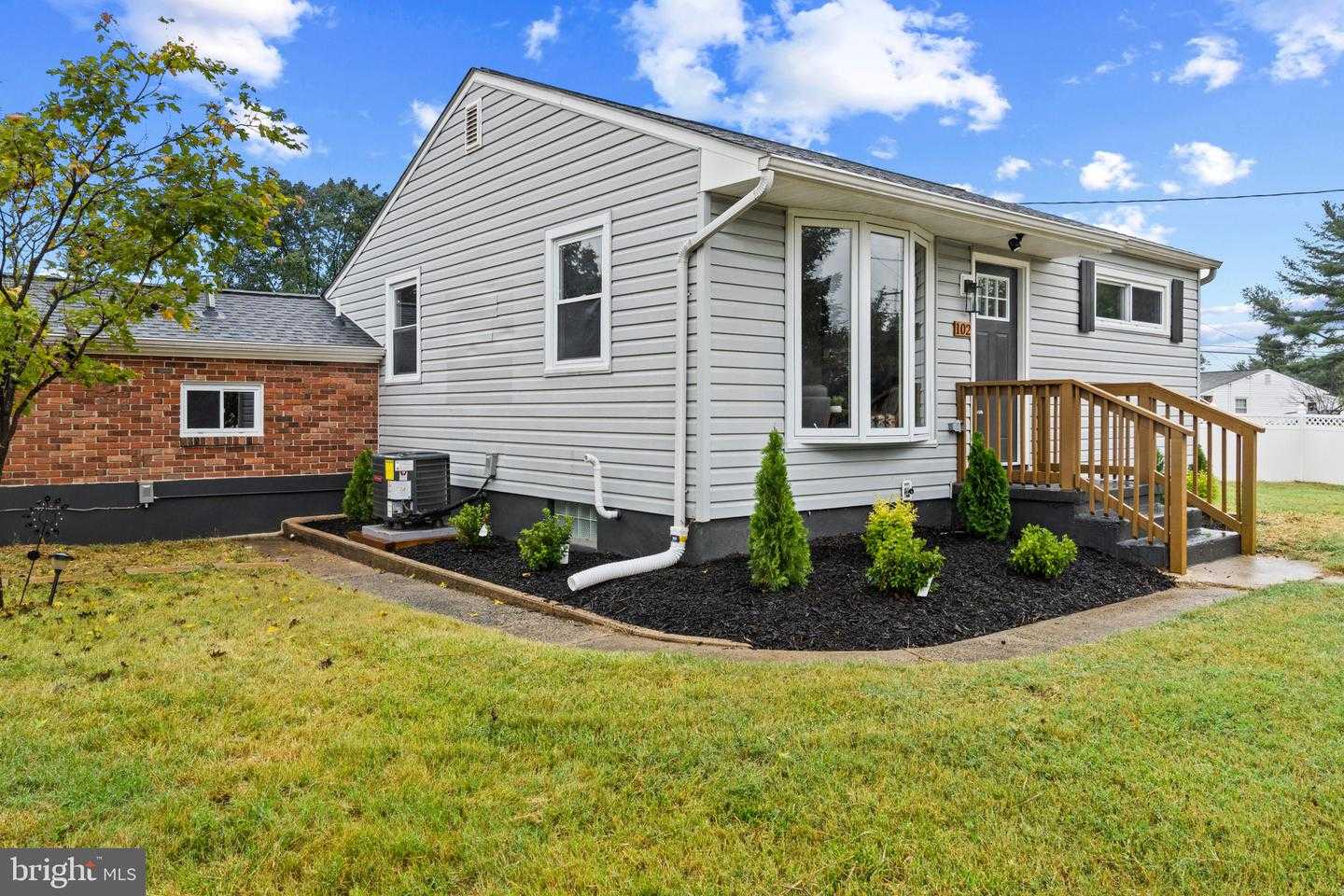 102 FERNGLEN AVENUE Glen Burnie Maryland United States, for Sale, residential, Litra  Simms, Simms and Associates