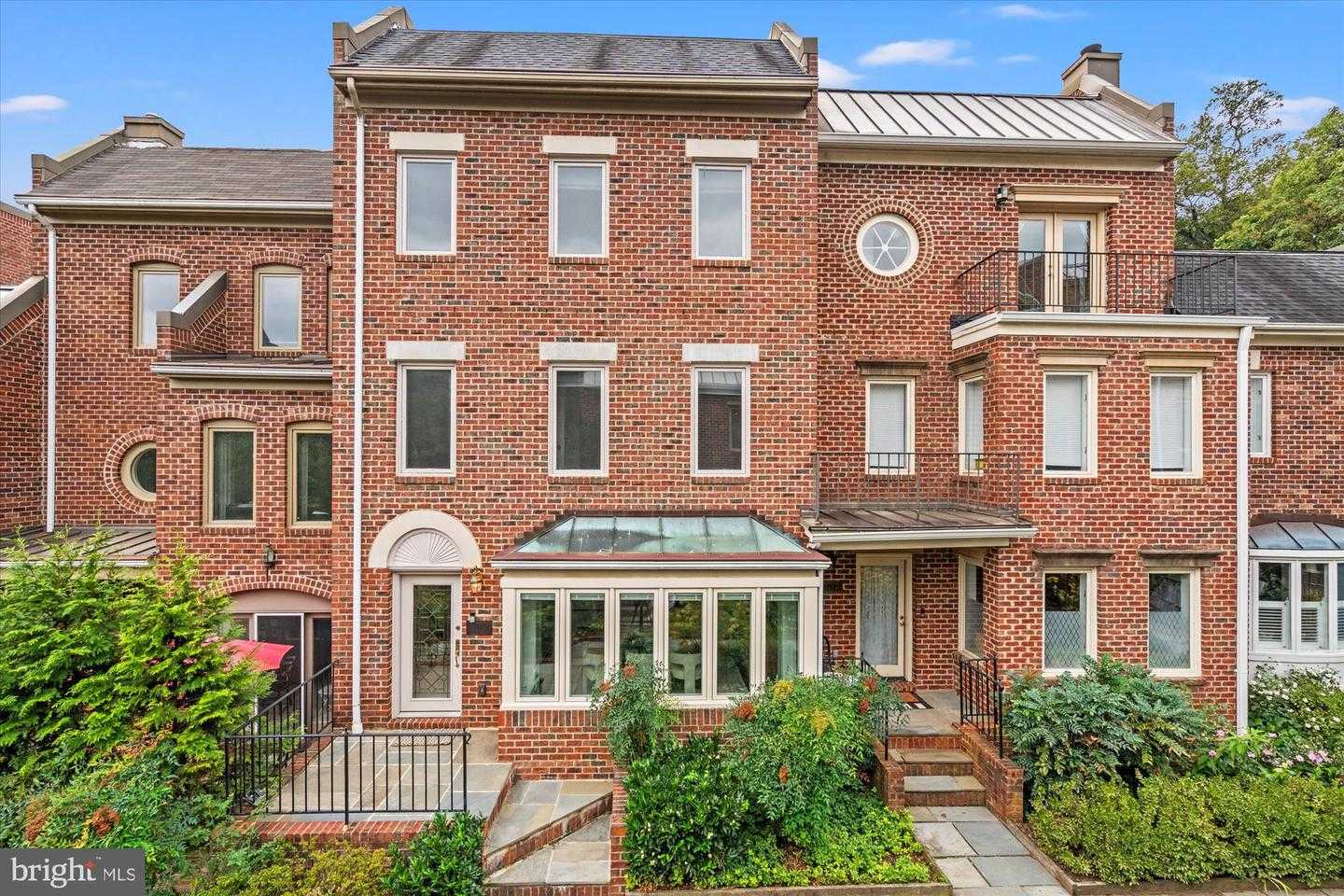 4024 CHANCERY COURT Washington District Of Columbia United States, for Sale, residential, Edward Giles, Georgetown Realty Group