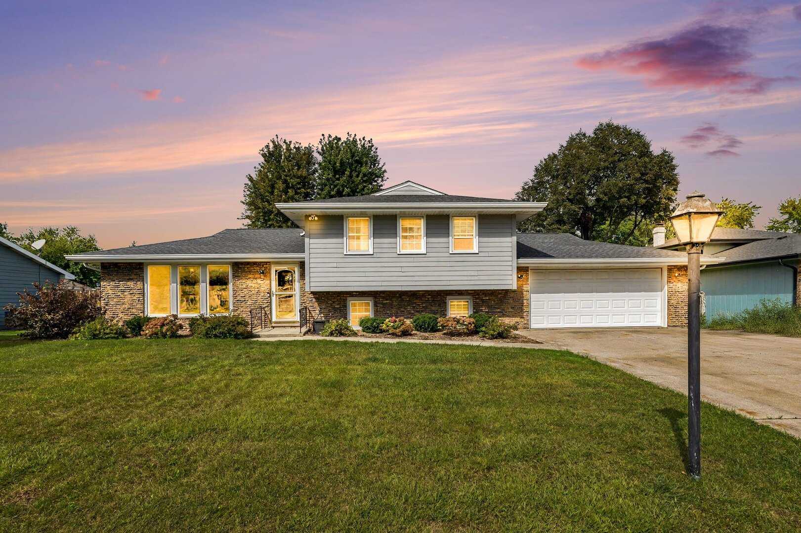 524 Dogwood Court Joliet Illinois United States, for Sale, residential,  , Alpha 7 Realty