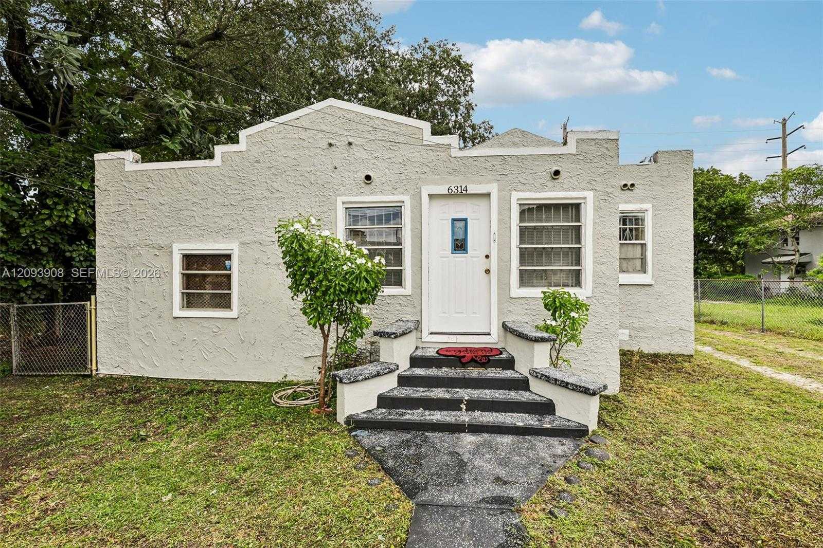 6314 NW 4th Ave Miami Florida United States, for Sale, residential,  , INCOM OFFICE EXAMPLE