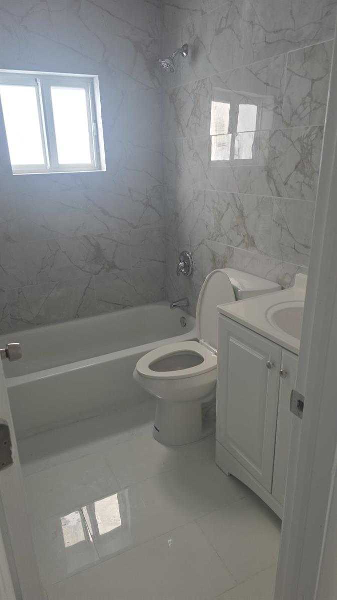 5211 SW 24TH Street West Park Florida United States, for Rent, residential,  , Phoenix Realtors LLC