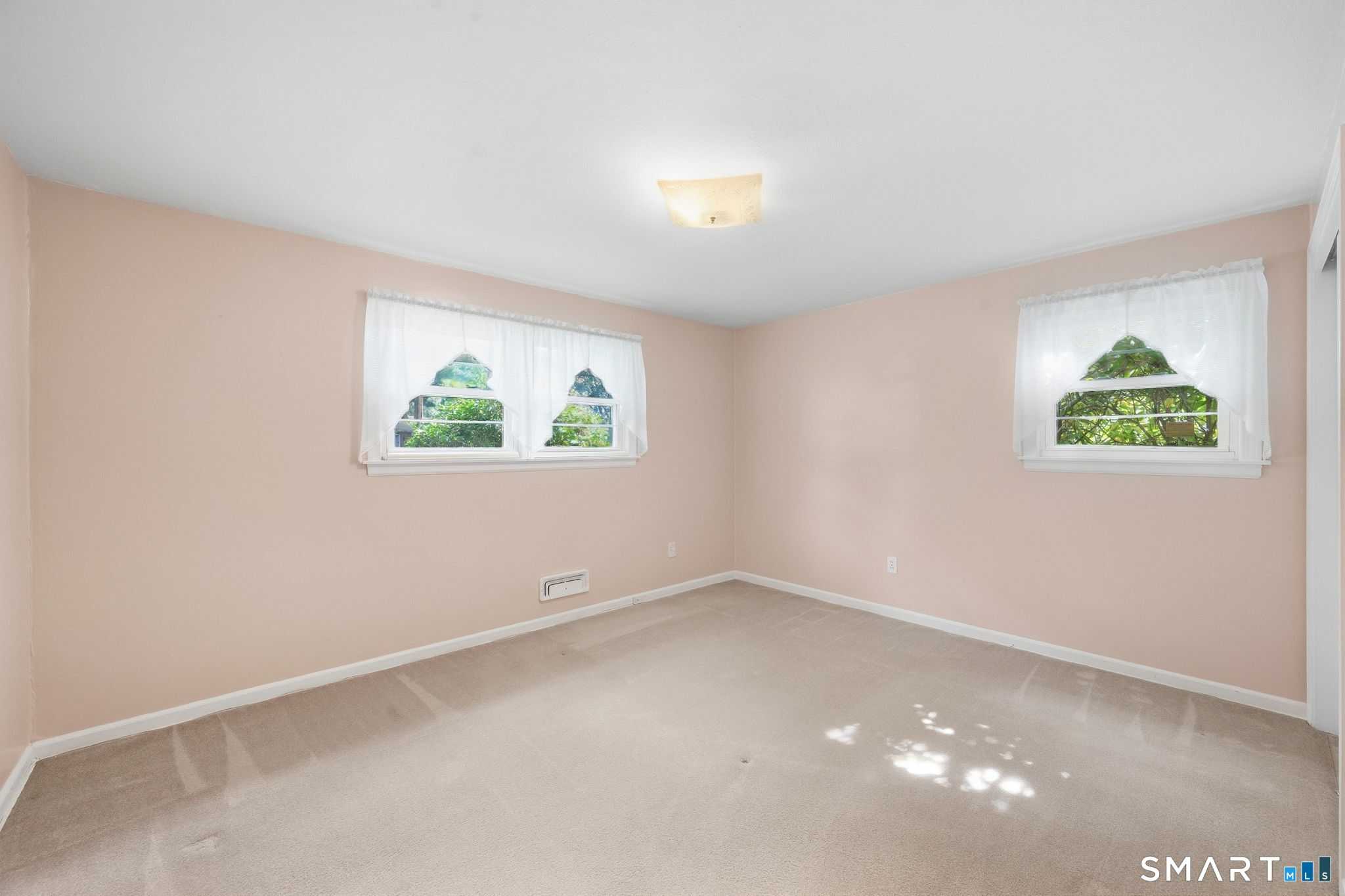 104 Forest Drive Wethersfield Connecticut United States, for Sale, residential, Benny Cabrera Jr., Eagle Eye Realty