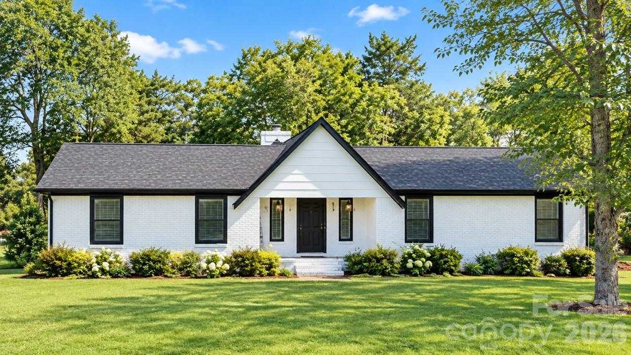 425 Acorn Oaks Drive Salisbury North Carolina United States, for Sale, residential, David Garofalo, Carolina4Sale Realty LLC