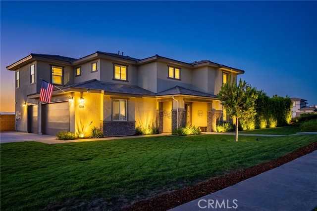 1055 Vista Court Riverside California United States, for Sale, residential, Jennifer Singh, InCom Brokerage Example