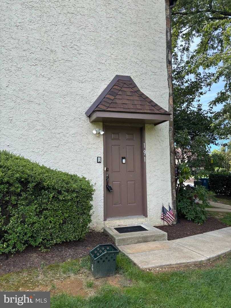 191 STIRLING COURT APT 191 West Chester Pennsylvania United States, for Sale, residential,  , Swayne Real Estate Group