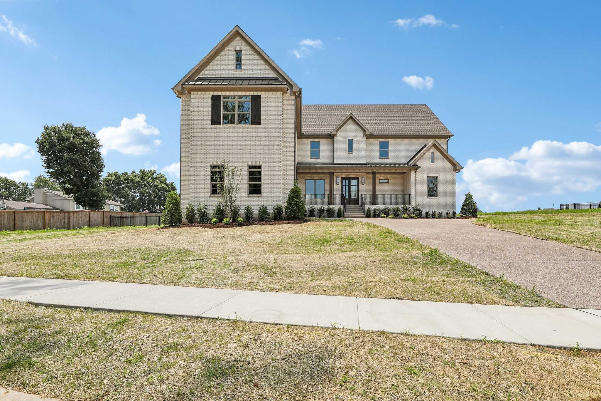 335 Raintree Dr Hendersonville Tennessee United States, for Sale, residential, Adam Hanes, LPT Realty