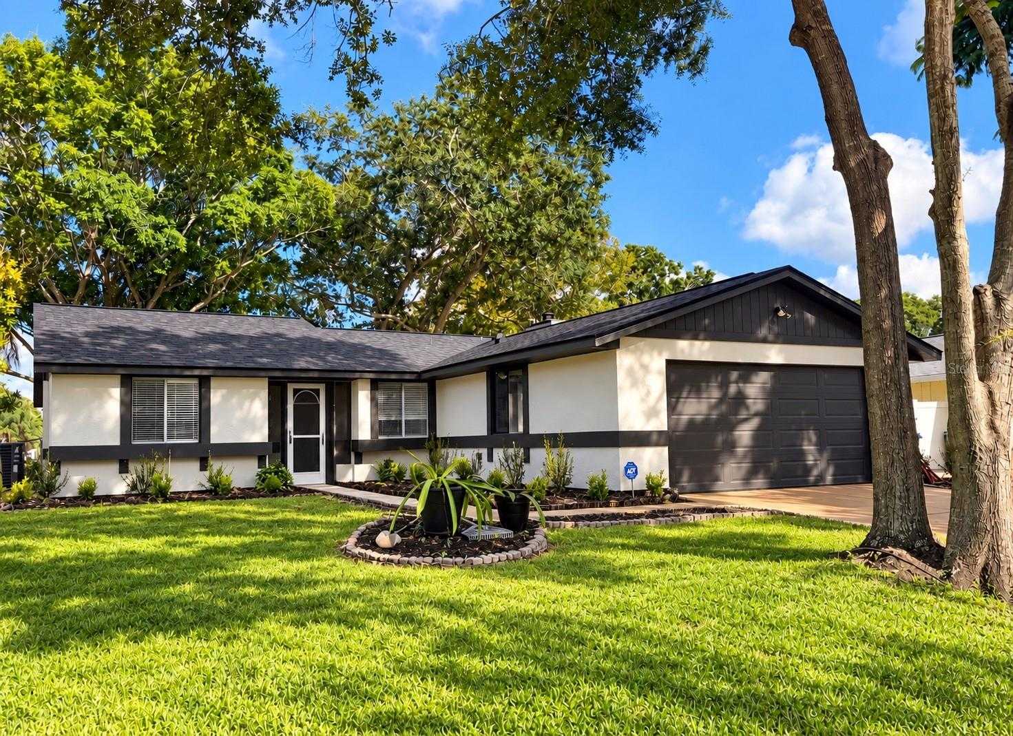 627 TIMBER BAY CIRCLE Oldsmar Florida United States, for Sale, residential, Tony Quevedo , Kokopelli Real Estate