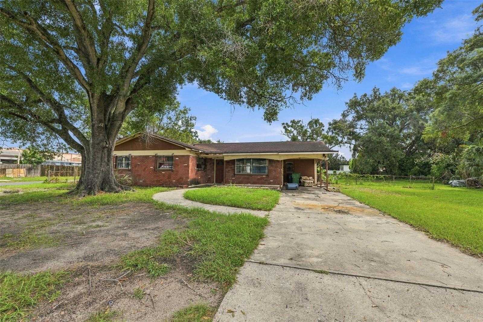 2709 N LINCOLN AVENUE Tampa Florida United States, for Sale, commercial, Sunny Sidhu, RE/MAX Premier Group