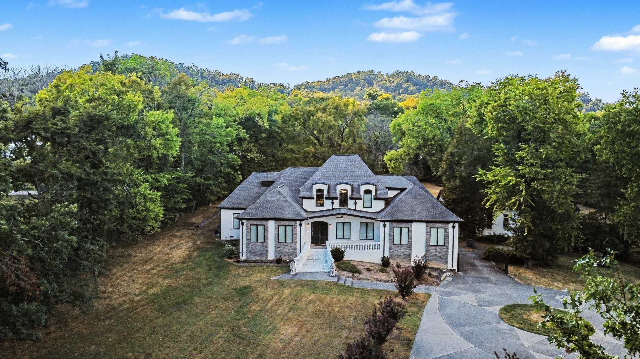 5045 Franklin Pike Nashville Tennessee United States, for Sale, residential, Amy Kempf, Reliant Realty ERA Powered
