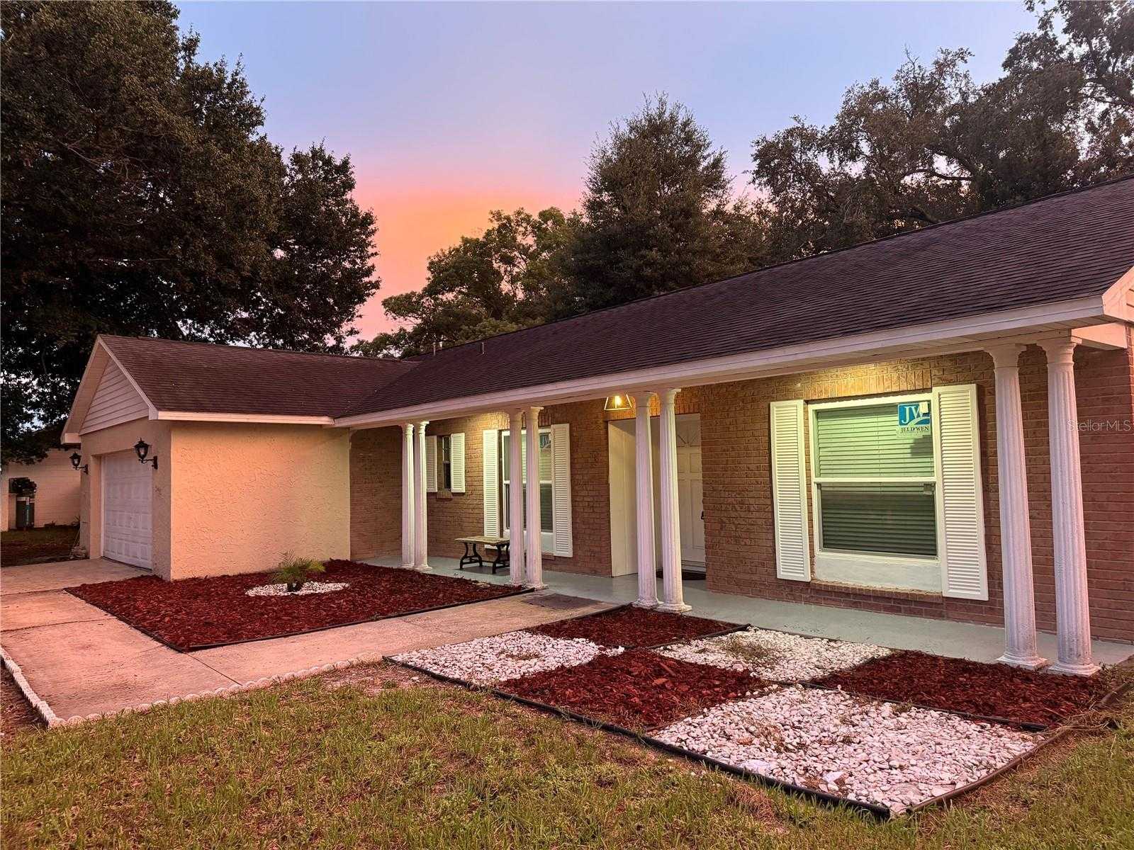 705 VANDERGRIFT DRIVE Ocoee Florida United States, for Sale, residential, Zaira Mejia, Spaces & Styles Group