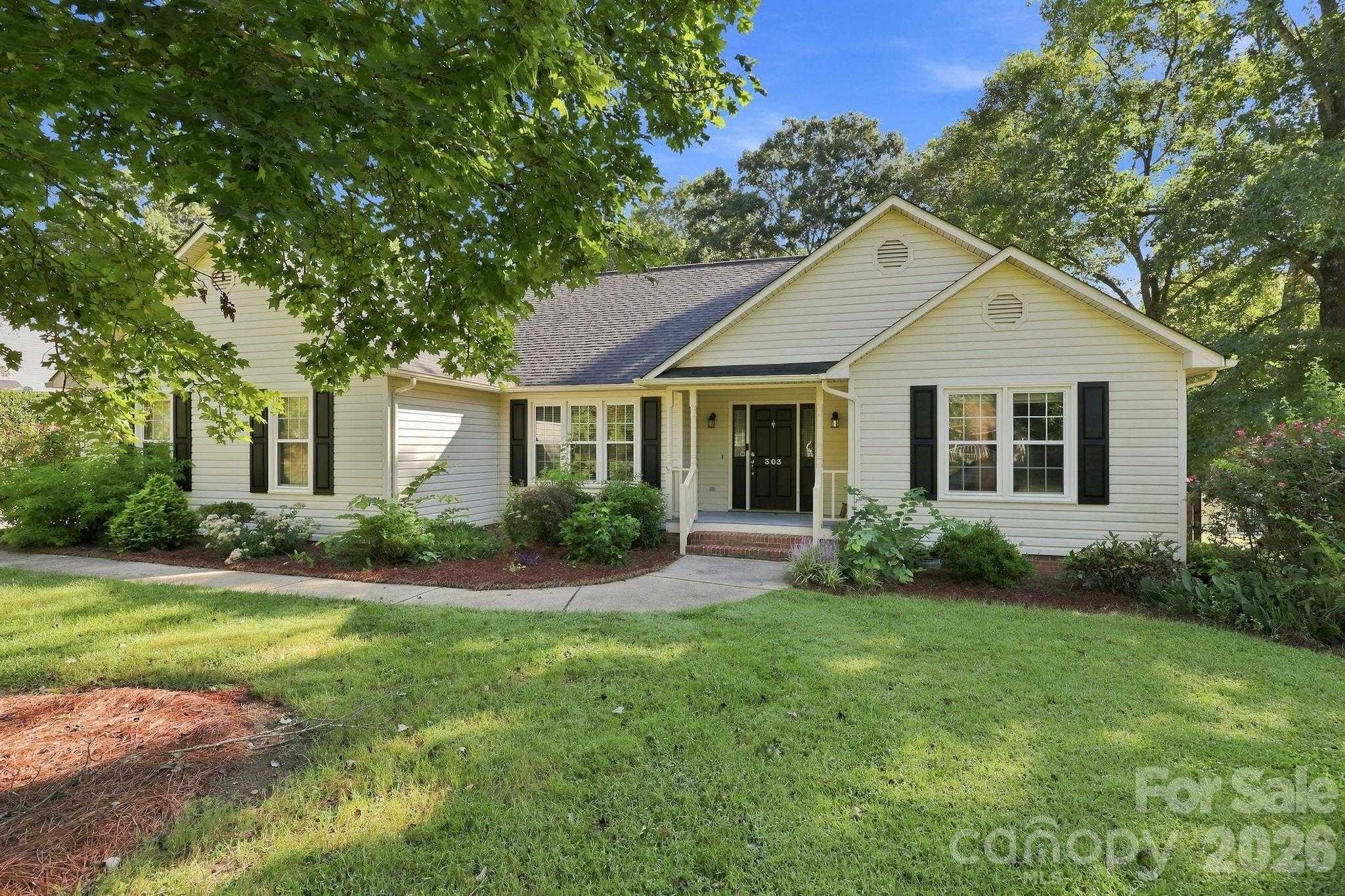303 Deerfield Circle Salisbury North Carolina United States, for Sale, residential, David Garofalo, Carolina4Sale Realty LLC