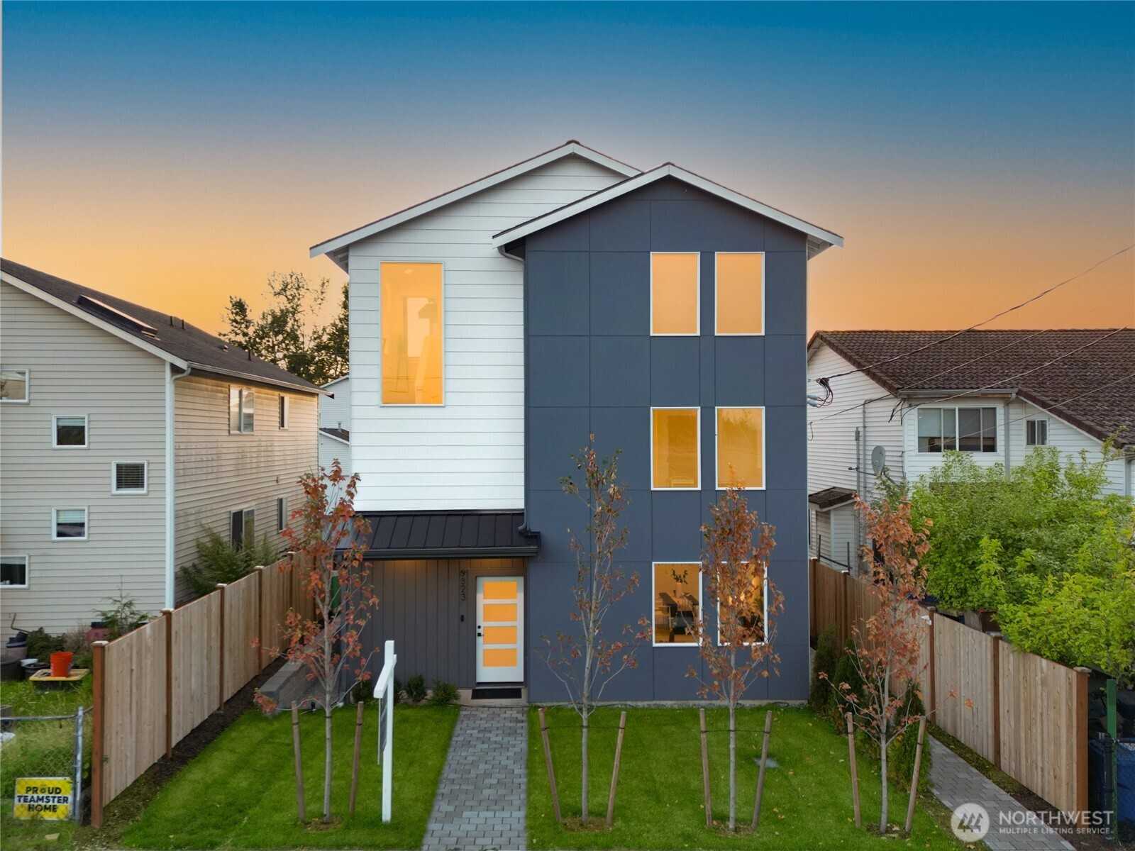9323 Marcus Avenue S Seattle Washington United States, for Sale, residential, Sibhat Petros, Best Choice Realty