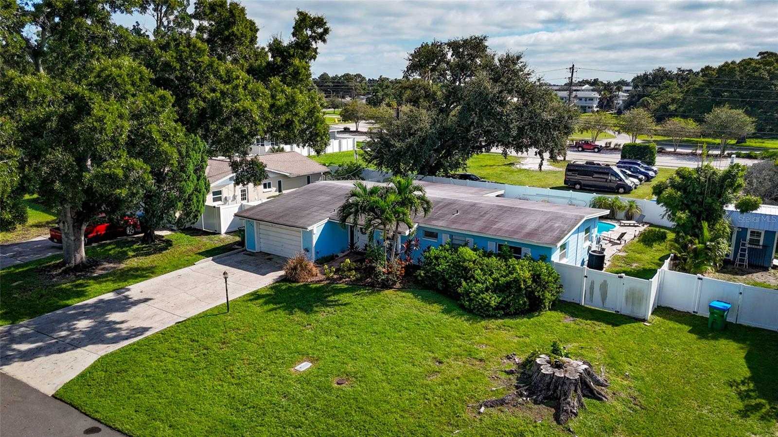 8465 RIDGEWOOD CIRCLE Seminole Florida United States, for Sale, residential,  , The Mount Dora Group 