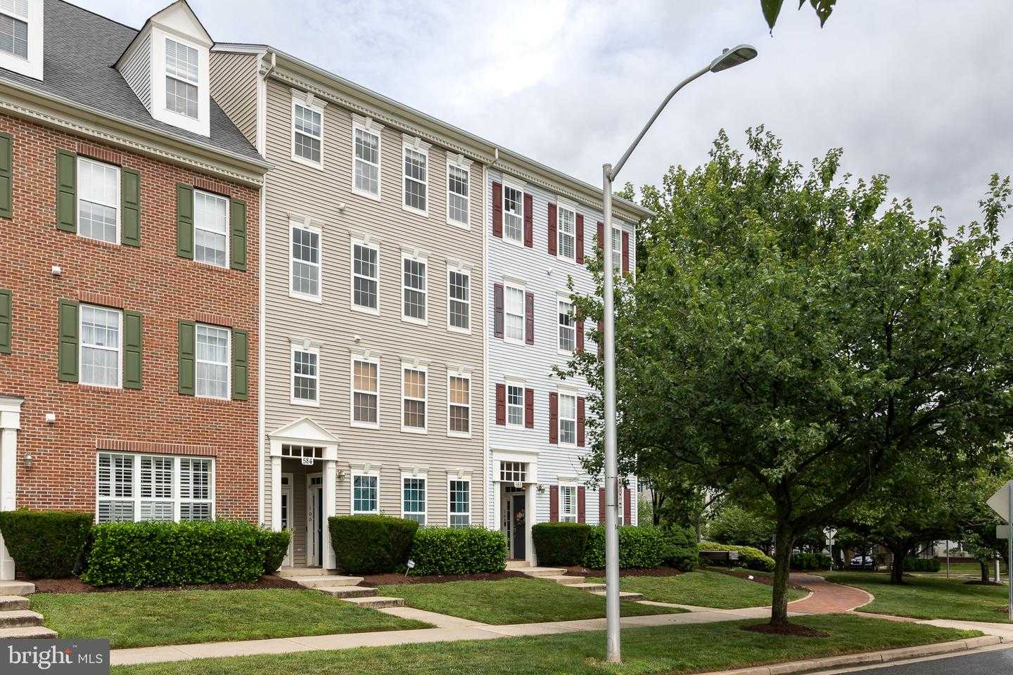 584 ORCHARD RIDGE DRIVE APT 200 Gaithersburg Maryland United States, for Rent, residential, Bruno Tarquinii, Fairfax Realty Premier