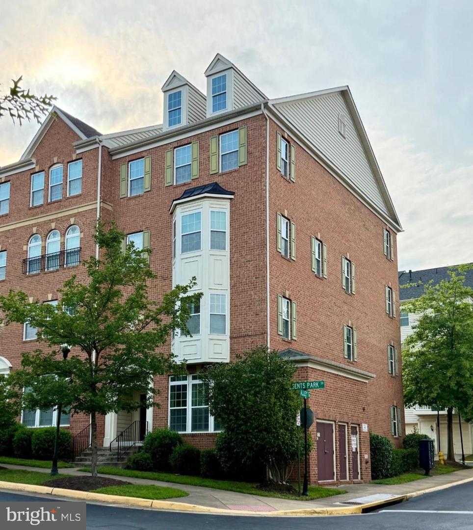 15272 REGENTS PARK DRIVE APT 28 Woodbridge Virginia United States, for Sale, residential,  , The Holly Group