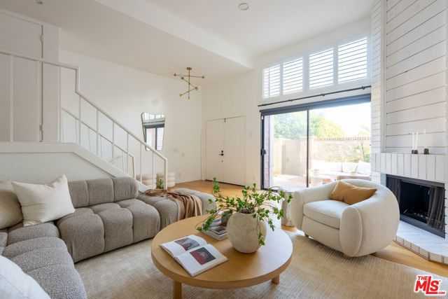 4600 Glencoe Avenue APT 2 Marina Del Rey California United States, for Sale, residential, Nelson Vianna, LA Execs Group