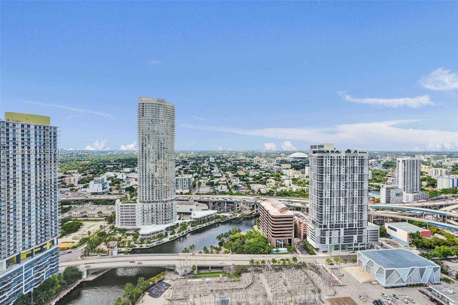 92 SW 3rd St  APT 4109 Miami Florida United States, for Rent, residential, Sandra Benkahla, The 305 Agency