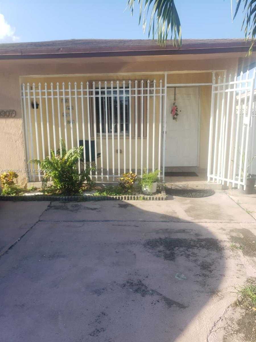 Street information unavailable  APT n/a Miami Florida United States, for Rent, residential, Sandra Benkahla, The 305 Agency