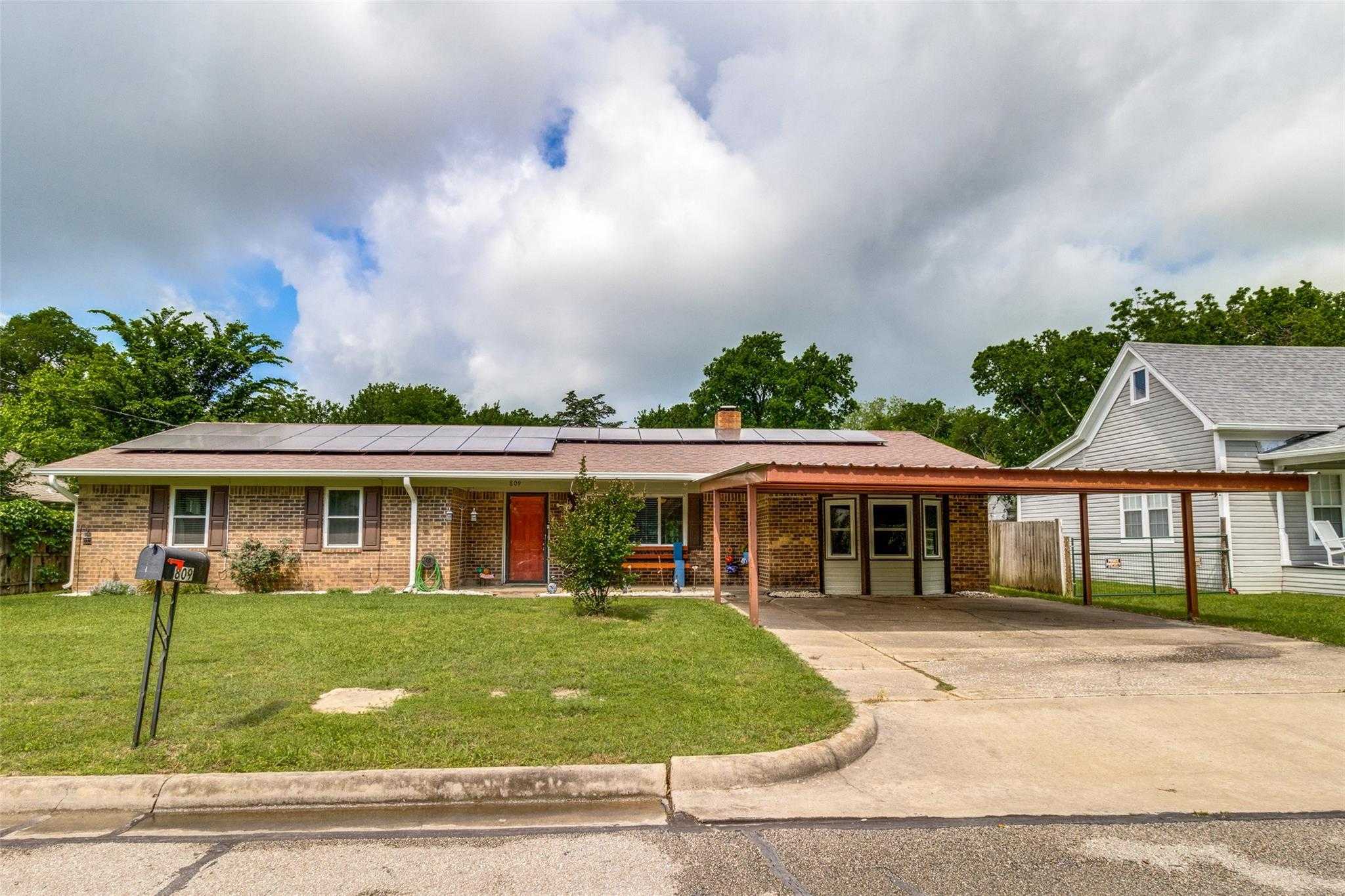 809 Beech Street Bonham Texas United States, for Rent, residential,  , DFW Fine Properties