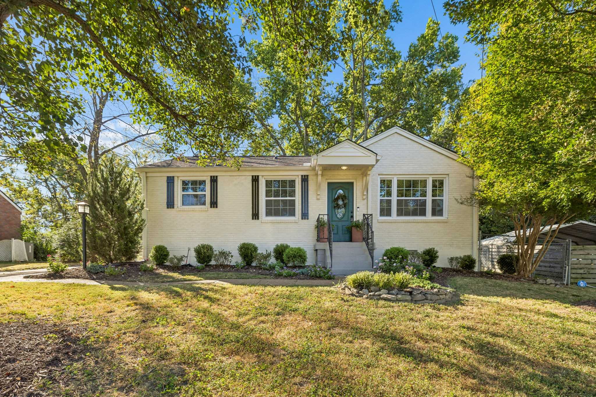 2104 Geneiva Dr Nashville Tennessee United States, for Sale, residential, Adam Hanes, LPT Realty