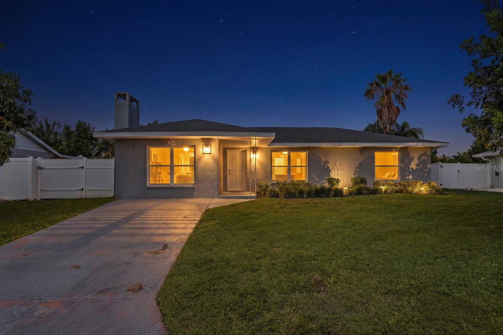 8404 43RD AVENUE TERRACE Bradenton Florida United States, for Sale, residential,  , The Mount Dora Group 