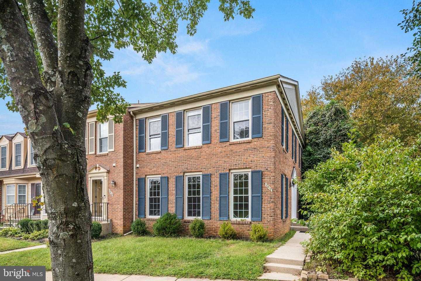 7512 OLDHAM WAY Alexandria Virginia United States, for Sale, residential,  , The Holly Group