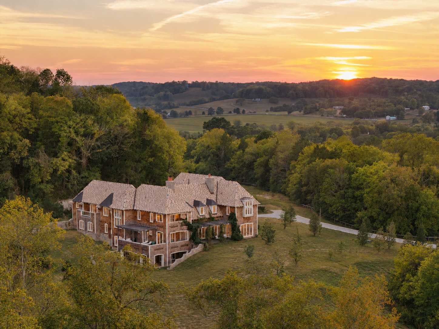 4257 Old Hillsboro Road Franklin Tennessee United States, for Sale, residential, Adam Hanes, LPT Realty