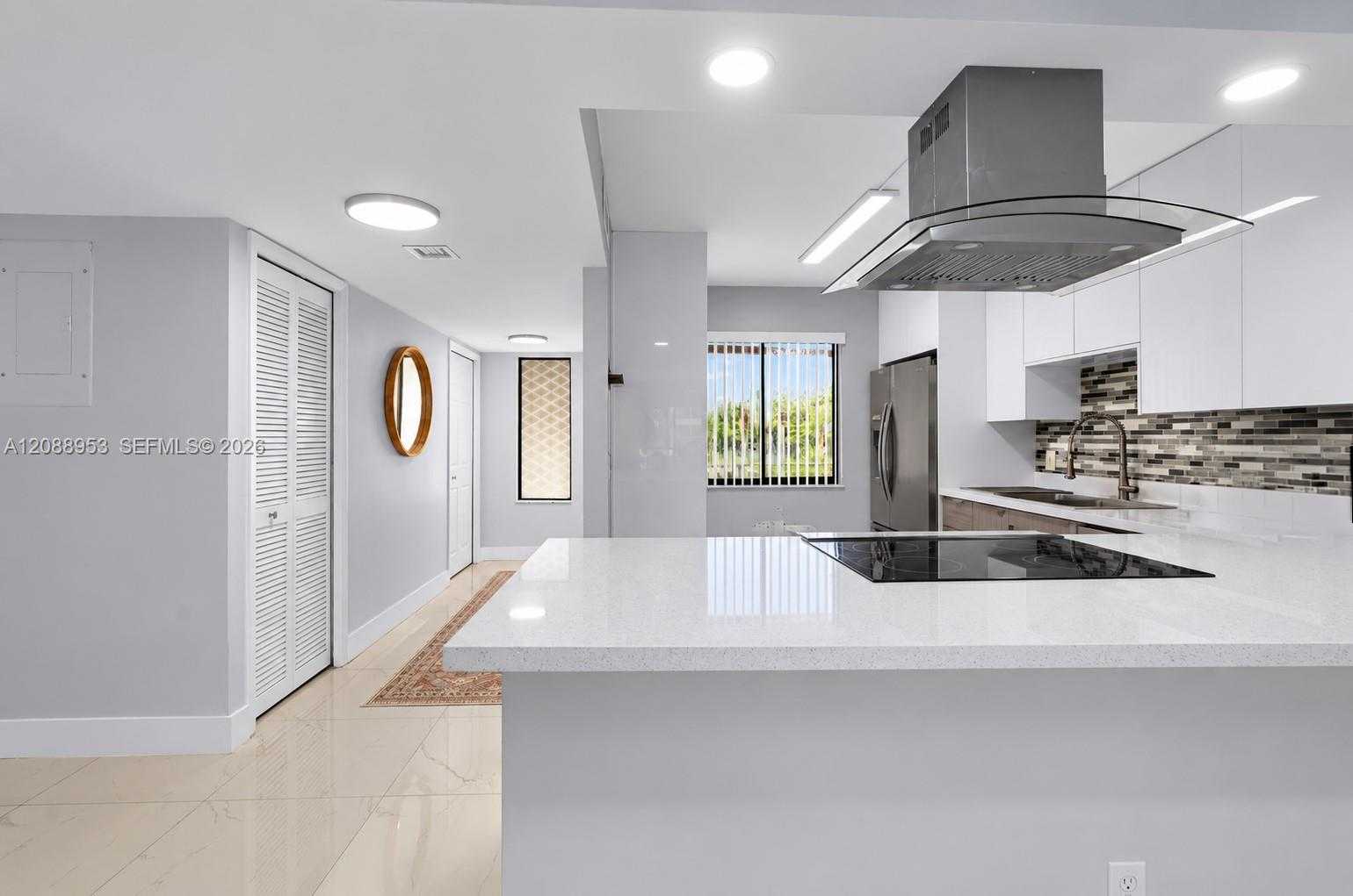 150 Lakeview Dr  APT 203 Weston Florida United States, for Sale, residential, Radmila Mandel, Florida Sky Realty Group