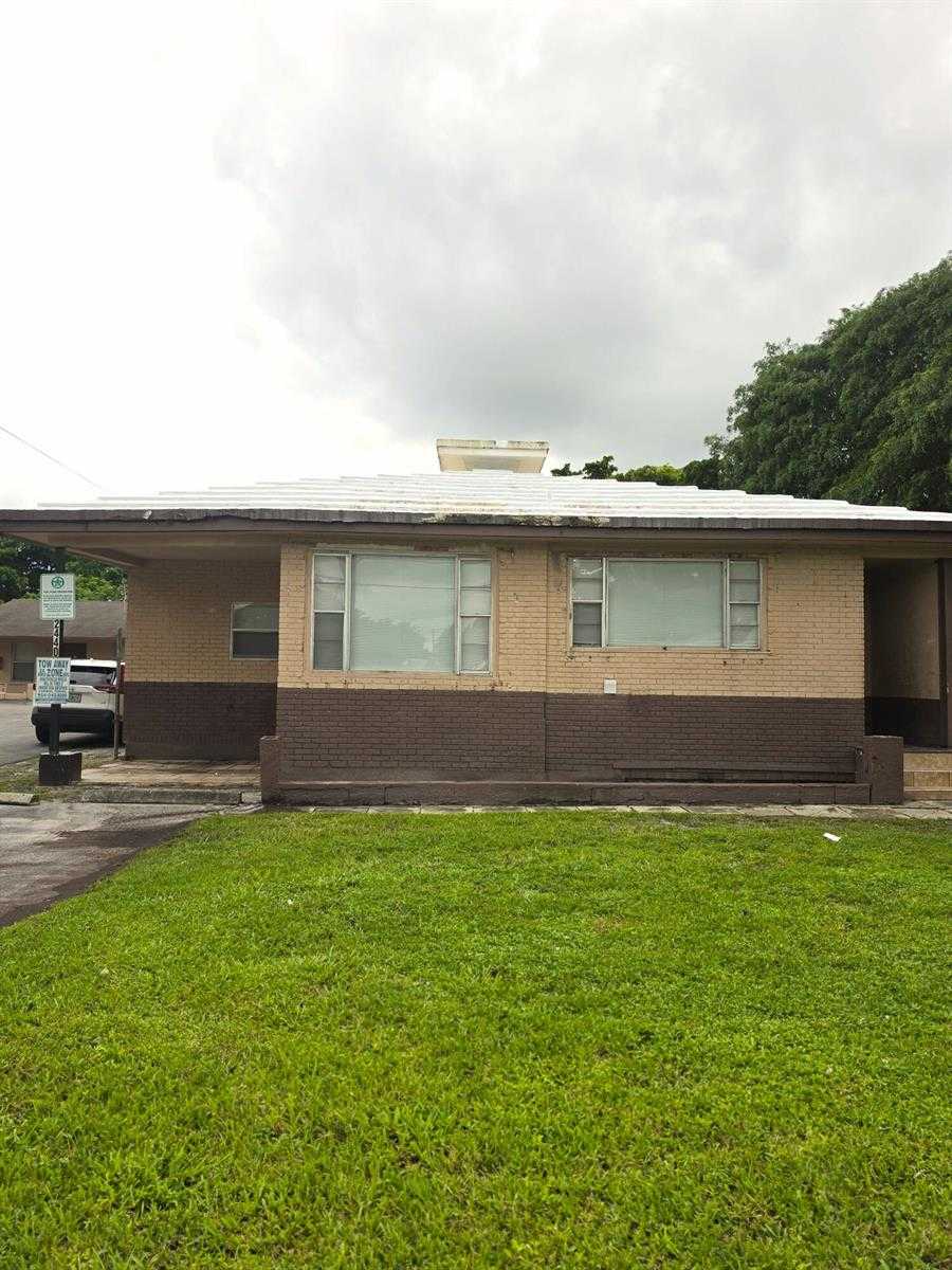 2424 NW 2424-2440 21st Street APT 7 Fort Lauderdale Florida United States, for Rent, residential,  , Phoenix Realtors LLC