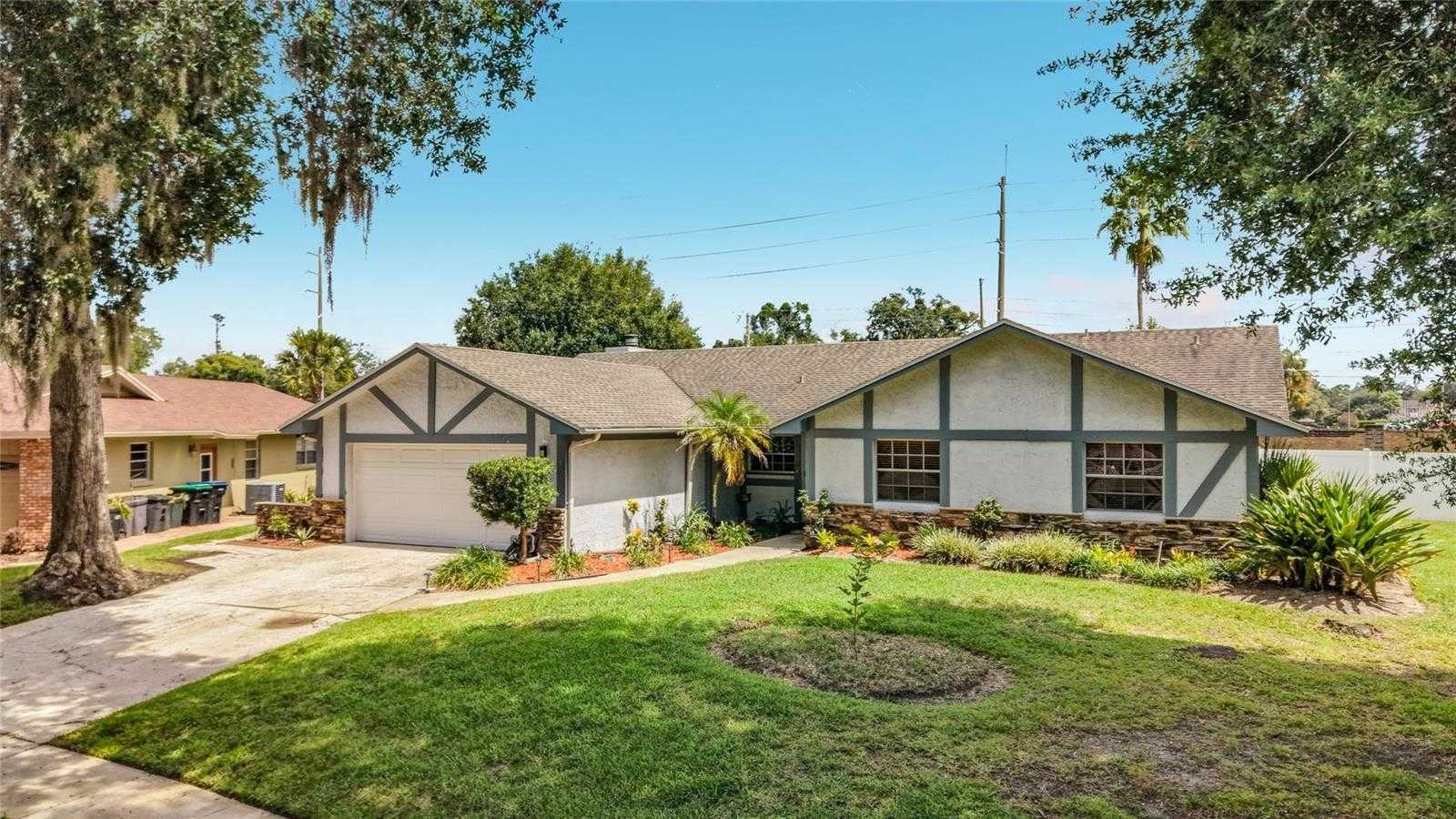 4148 FLORALWOOD COURT Orlando Florida United States, for Sale, residential, Ken Anderson, ApexOne Realty, Inc.